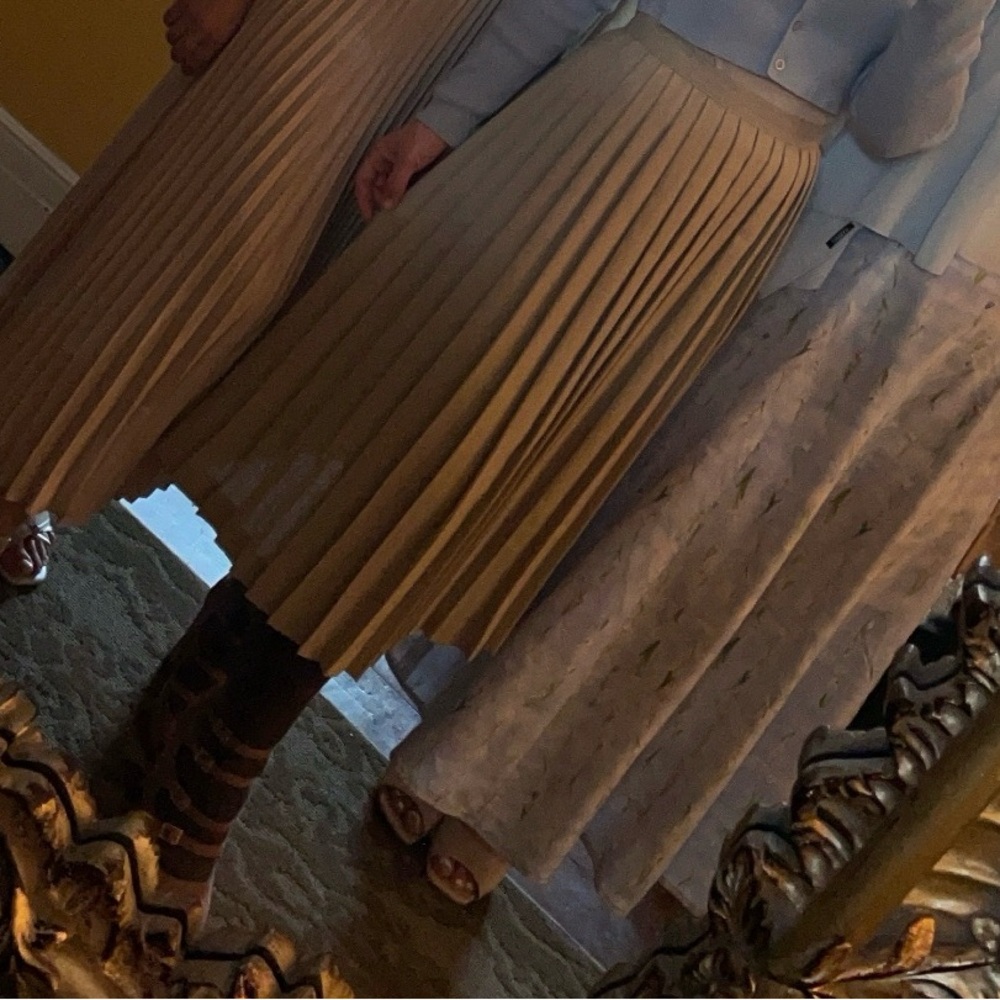 Vintage Pleated button up skirt preppy - Picture 2 of 7
